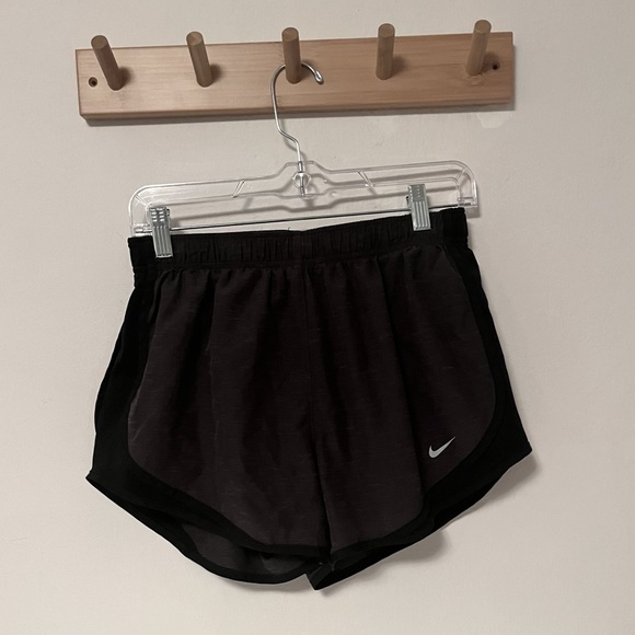 Nike Running Shorts - Picture 1 of 5